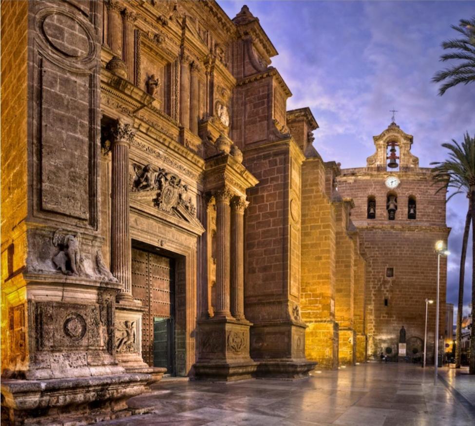 阿尔梅里亚Piso Museo Del Realismo - Catedral - Alcazaba Con Parking Gratis - Super Wifi公寓 外观 照片